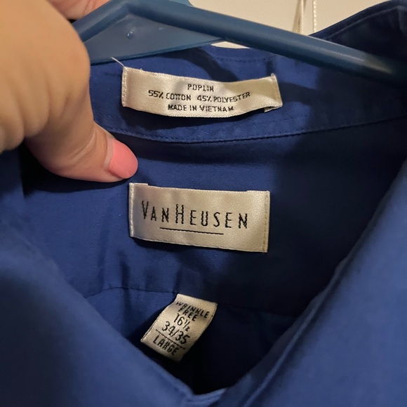 ❤️ 2 for $10❤️ Van Heisenberg “wrinkle free” dress shirt - Picture 2 of 3